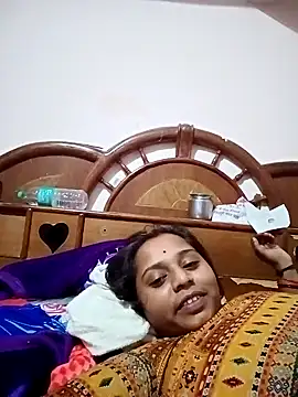 Snapshot of Hot_crety chatting on September 25, 2025, 1:15 pm Hot crety online show from September 25, 2025, 1:15 pm