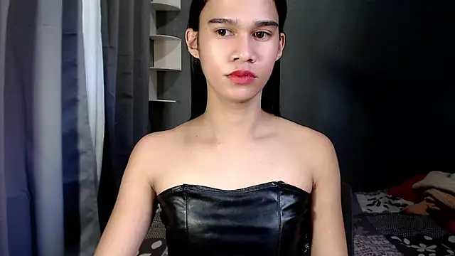 Snapshot of urseductivebarbie_xx chatting on October 20, 2025, 12:11 am urseductivebarbie xx online show from October 20, 2025, 12:11 am