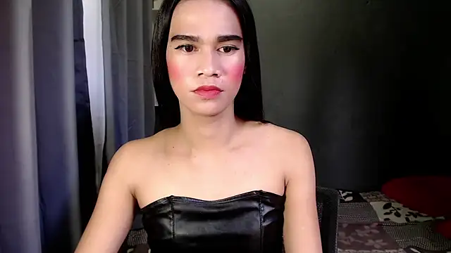 Snapshot of urseductivebarbie_xx chatting on October 21, 2025, 12:33 am urseductivebarbie xx online show from October 21, 2025, 12:33 am