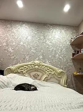 Snapshot of ElliRose chatting on November 17, 2025, 9:15 am ElliRose online show from November 17, 2025, 9:15 am