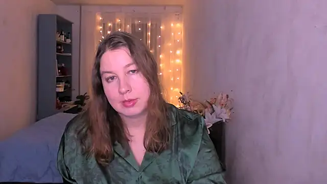 NancySanders online show from December 14, 2025, 7:51 pm