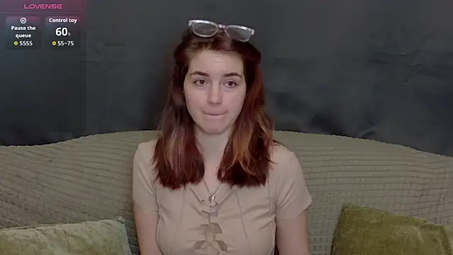 Snapshot of ElzaBlis chatting on November 7, 2025, 3:12 pm ElzaBlis online show from November 7, 2025, 3:12 pm