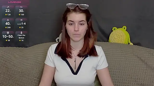 Snapshot of ElzaBlis chatting on November 12, 2025, 1:00 pm ElzaBlis online show from November 12, 2025, 1:00 pm