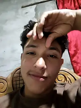 Snapshot of MattBroddy chatting on November 14, 2025, 1:59 am MattBroddy online show from November 14, 2025, 1:59 am