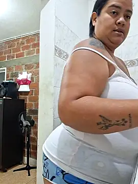 Snapshot of NARNYALABELLA chatting on October 15, 2025, 11:43 am NARNYALABELLA online show from October 15, 2025, 11:43 am