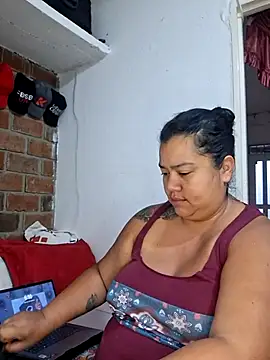 Snapshot of NARNYALABELLA chatting on November 5, 2025, 11:10 am NARNYALABELLA online show from November 5, 2025, 11:10 am