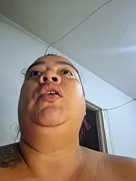 Snapshot of NARNYALABELLA chatting on November 12, 2025, 10:26 am NARNYALABELLA online show from November 12, 2025, 10:26 am