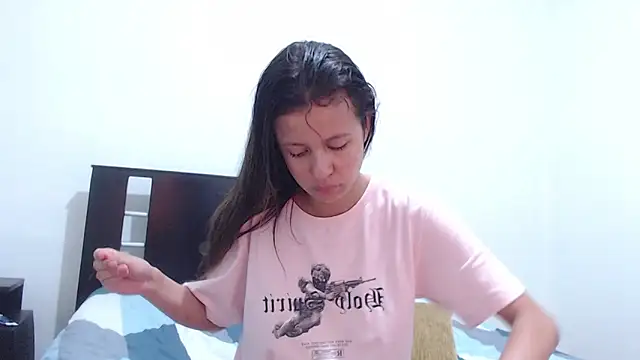 Snapshot of nathaly_jones_ chatting on September 29, 2025, 12:21 pm nathaly jones online show from September 29, 2025, 12:21 pm