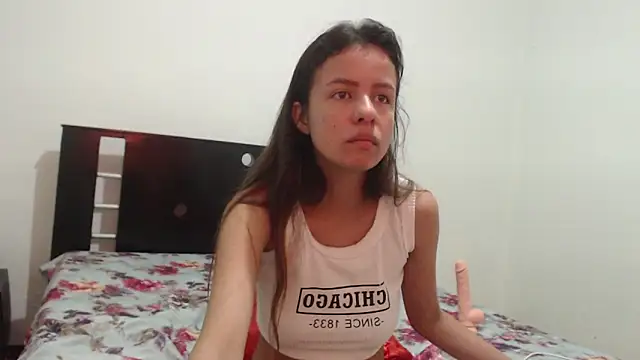 Snapshot of nathaly_jones_ chatting on November 4, 2025, 12:15 pm nathaly jones online show from November 4, 2025, 12:15 pm