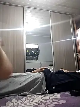 Snapshot of 12dery chatting on October 13, 2025, 2:28 pm 12dery online show from October 13, 2025, 2:28 pm