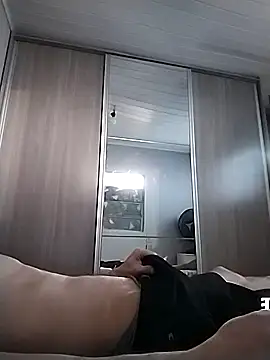 Snapshot of 12dery chatting on October 15, 2025, 7:25 pm 12dery online show from October 15, 2025, 7:25 pm