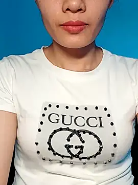 Hinna x online show from October 5, 2025, 5:06 am