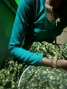 Snapshot of kajalbhabhi44 chatting on October 1, 2025, 6:03 pm kajalbhabhi44 online show from October 1, 2025, 6:03 pm