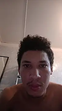 Snapshot of RuiMaddoox chatting on November 6, 2025, 5:58 pm RuiMaddoox online show from November 6, 2025, 5:58 pm