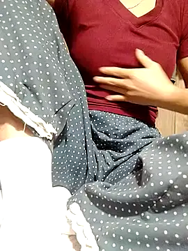 Snapshot of daisy_will chatting on October 23, 2025, 12:43 am daisy will online show from October 23, 2025, 12:43 am