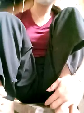 Snapshot of daisy_will chatting on November 17, 2025, 3:23 am daisy will online show from November 17, 2025, 3:23 am