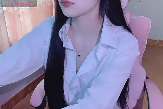 Snapshot of _AFang_ chatting on November 8, 2025, 6:13 am AFang online show from November 8, 2025, 6:13 am