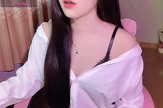 Snapshot of _AFang_ chatting on November 15, 2025, 3:52 pm AFang online show from November 15, 2025, 3:52 pm