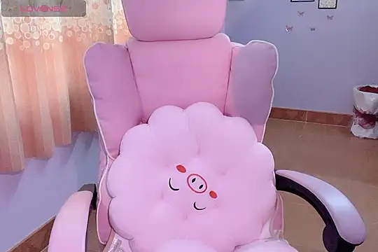 Snapshot of _AFang_ chatting on November 22, 2025, 12:42 am AFang online show from November 22, 2025, 12:42 am