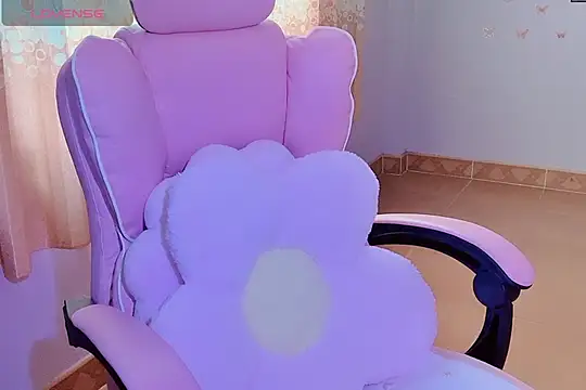 Snapshot of _AFang_ chatting on December 14, 2025, 8:09 am AFang online show from December 14, 2025, 8:09 am