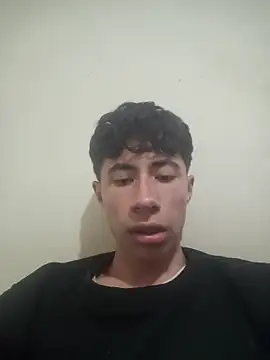 Snapshot of Rolito69 chatting on September 14, 2025, 6:45 am Rolito69 online show from September 14, 2025, 6:45 am