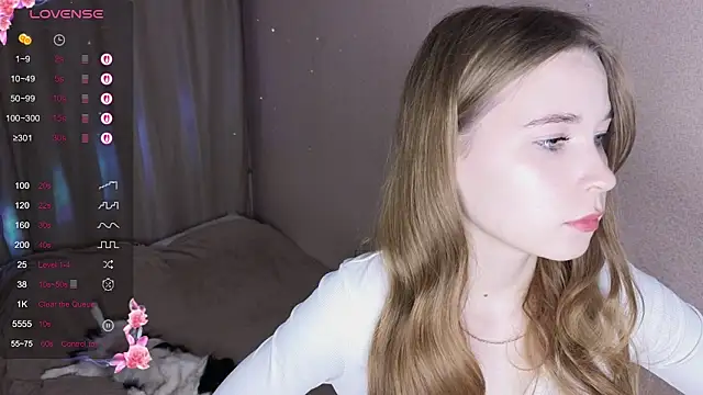 Snapshot of taddy_shy chatting on November 17, 2025, 3:51 pm taddy shy online show from November 17, 2025, 3:51 pm