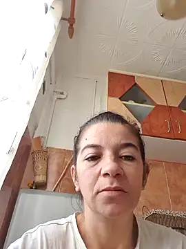 alinaalinutzq online show from October 19, 2025, 8:48 am