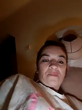 alinaalinutzq online show from October 20, 2025, 5:02 pm