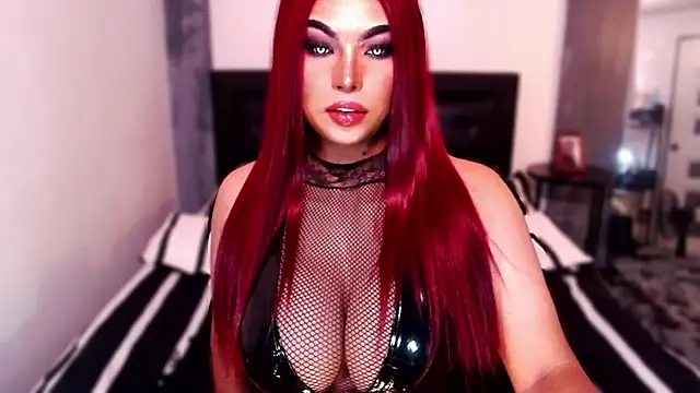 Snapshot of xTrixieMae chatting on November 6, 2025, 6:14 am xTrixieMae online show from November 6, 2025, 6:14 am