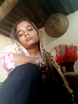 Hot siiii online show from November 28, 2025, 3:53 am