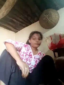 Hot siiii online show from December 2, 2025, 4:18 am