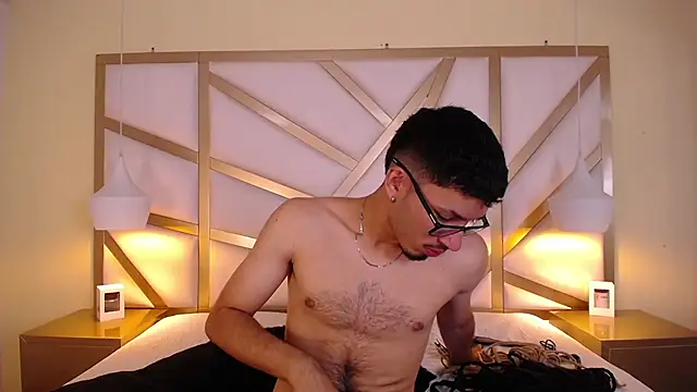 Snapshot of Jaxon_Carter chatting on November 30, 2025, 8:35 pm Jaxon Carter online show from November 30, 2025, 8:35 pm