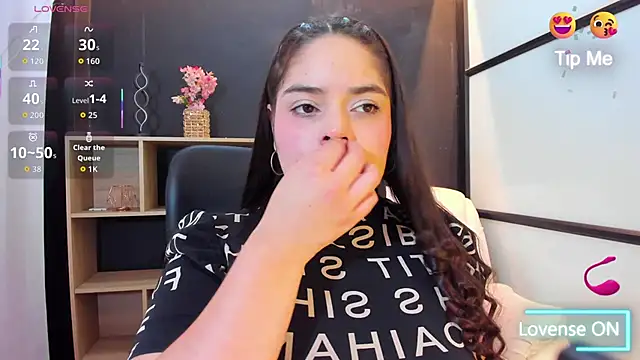 Snapshot of sunnypaytton chatting on September 19, 2025, 12:39 pm sunnypaytton online show from September 19, 2025, 12:39 pm