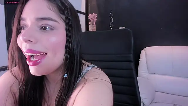 Snapshot of sunnypaytton chatting on November 13, 2025, 1:10 pm sunnypaytton online show from November 13, 2025, 1:10 pm