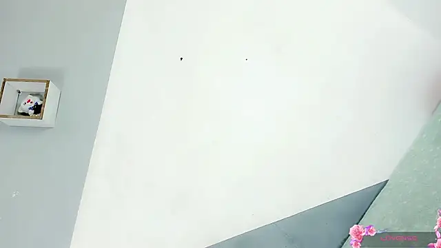 Snapshot of baby_rous chatting on October 18, 2025, 9:10 am baby rous online show from October 18, 2025, 9:10 am