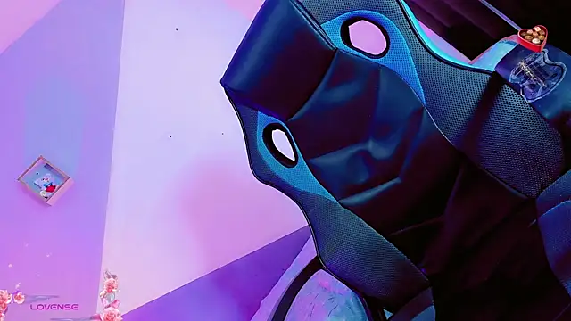 Snapshot of baby_rous chatting on November 27, 2025, 1:24 pm baby rous online show from November 27, 2025, 1:24 pm