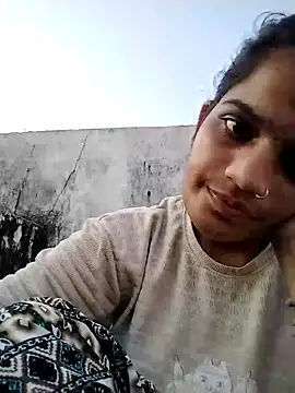 Snapshot of Sofia_kuuu chatting on September 14, 2025, 12:15 pm Sofia kuuu online show from September 14, 2025, 12:15 pm