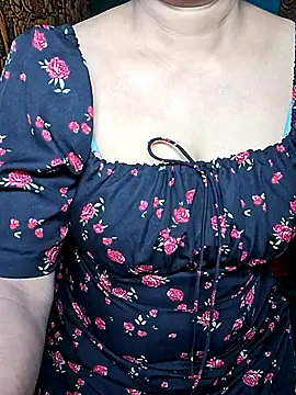 Snapshot of Mon-Shot9 chatting on September 19, 2025, 9:04 pm Mon-Shot9 online show from September 19, 2025, 9:04 pm