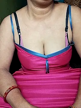 Snapshot of Mon-Shot9 chatting on October 8, 2025, 8:39 pm Mon-Shot9 online show from October 8, 2025, 8:39 pm