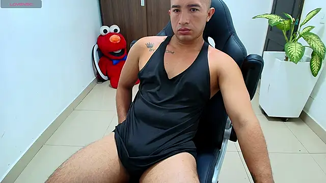 Snapshot of sebastian_oconnor77 chatting on September 25, 2025, 12:42 pm sebastian oconnor77 online show from September 25, 2025, 12:42 pm