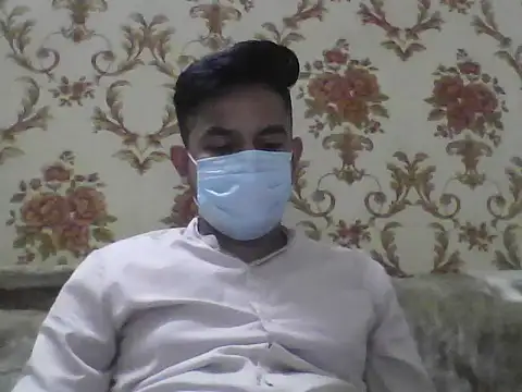 Snapshot of NIVAN_7251 chatting on November 12, 2025, 1:33 pm NIVAN 7251 online show from November 12, 2025, 1:33 pm