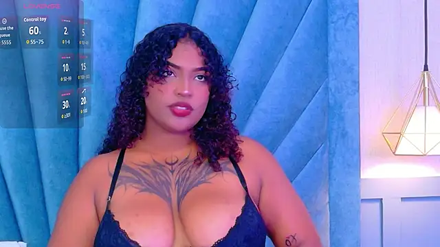 Cristal-Jonnes online show from September 23, 2025, 2:58 am