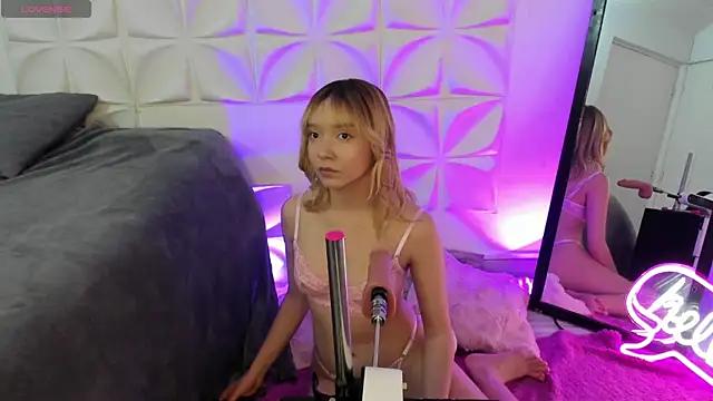 JuliethMoss online show from October 9, 2025, 8:51 pm