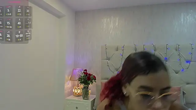 Snapshot of Pamelamiler__ chatting on September 24, 2025, 11:35 am Pamelamiler online show from September 24, 2025, 11:35 am