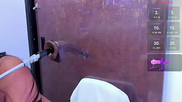 pocahontas lantina online show from November 30, 2025, 8:13 pm