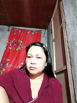 Everleigh mom online show from September 12, 2025, 7:58 pm