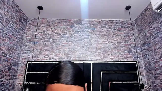 ALYANNA HOT  online show from December 1, 2025, 11:48 am