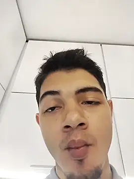 andrew colleman online show from November 27, 2025, 10:34 pm