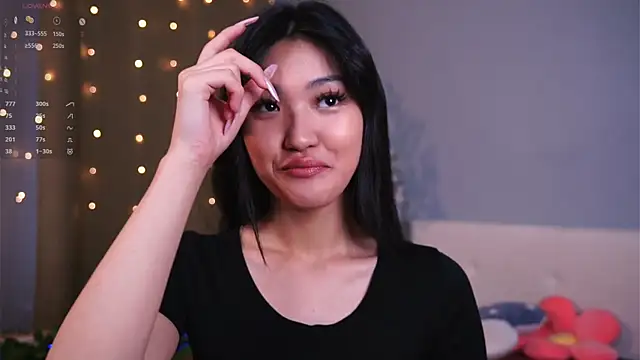 Snapshot of FancyEsten chatting on November 30, 2025, 8:18 am FancyEsten online show from November 30, 2025, 8:18 am