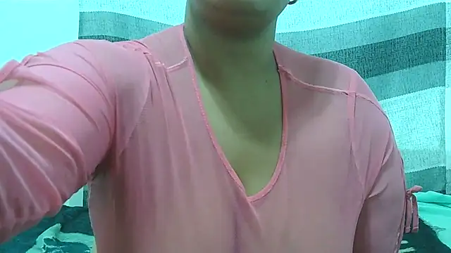 ThickHunn99 online show from November 12, 2025, 12:49 pm